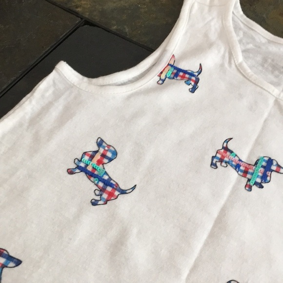 Crown & Ivy Tank Top. Medium - Picture 4 of 6